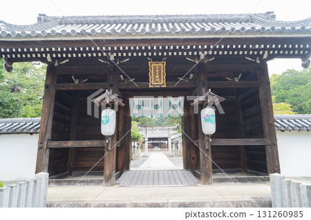 South Gate of Tada Shrine (Kawanishi City, Hyogo Prefecture) South Gate of Tada Shrine (Kawanishi City, Hyogo Prefecture) 131260985