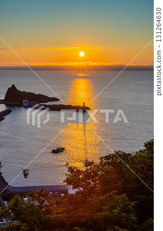 Sunset at Utoro Fishing Port Sunset at Utoro Fishing Port 131264630