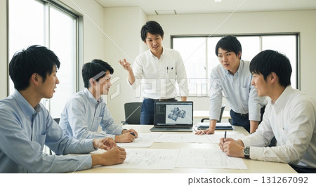 Young employees holding a planning meeting for a new product 131267092
