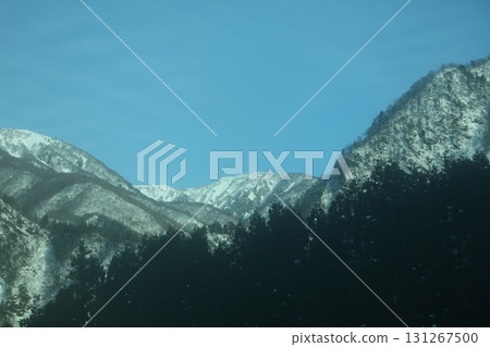 snow          131267500