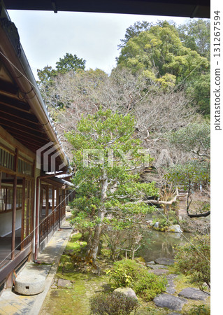 毘沙門堂庭園 131267594