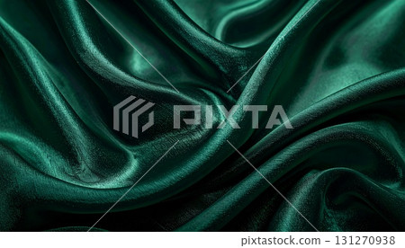 green cloth 131270938