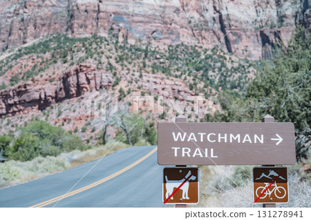 Trailhead sign to Watchman Trail in Zion National Park, Utah. Trailhead sign to Watchman Trail in Zion National Park, Utah. 131278941