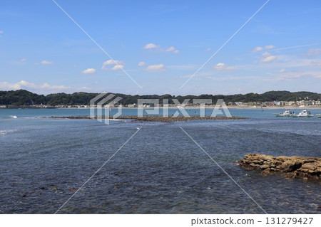 View of Wakaejima from Kotsubo Iijima Park (Kotsubo 5-chome, Zushi City, Kanagawa Prefecture) View of Wakaejima from Kotsubo Iijima Park (Kotsubo 5-chome, Zushi City, Kanagawa Prefecture) 131279427
