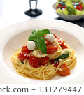 番茄羅勒馬蘇里拉義大利麵 131279447