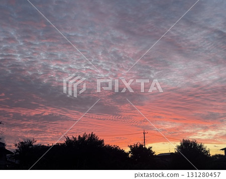 凌晨 5:18 的天空 凌晨 5:18 的天空 131280457