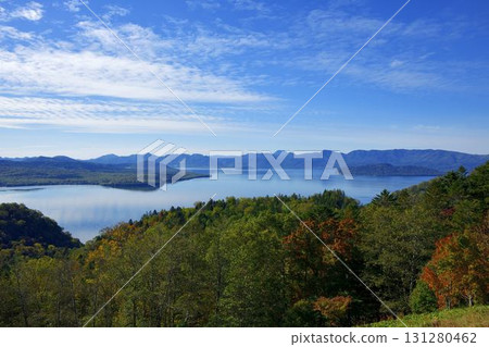 Lake Kussharo in autumn as seen from Mount Mokoto Lake Kussharo in autumn as seen from Mount Mokoto 131280462