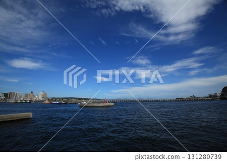 美麗的海岸風光 仲夏湘南海岸 藍天 碧海風光 美麗的海岸風光 仲夏湘南海岸 藍天 碧海風光 131280739