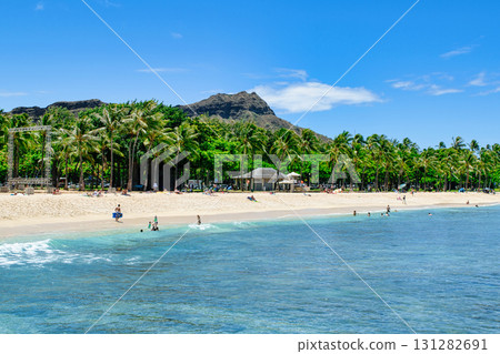 Diamond Head and Kuhio Beach, Oahu, Hawaii 131282691