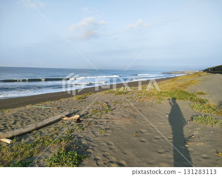 beautiful sandy beach and blue sea 131283113