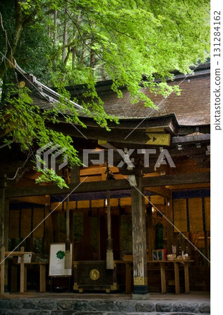 綠蔭掩映的貴船神社 131284162