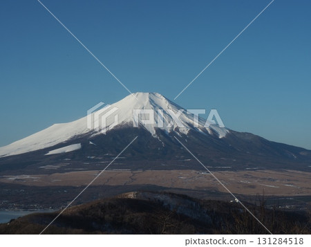 2月:石割山的登山路線和風景(山梨縣都留市) 2月:石割山的登山路線和風景(山梨縣都留市) 131284518