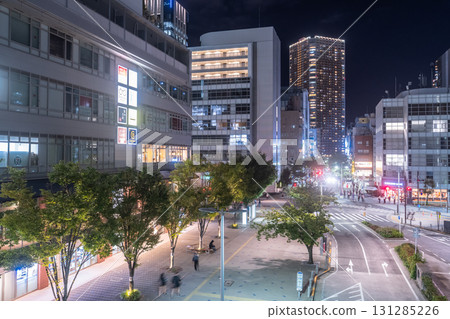 Tokyo: Cityscape and night view in front of Tamachi Station Tokyo: Cityscape and night view in front of Tamachi Station 131285226