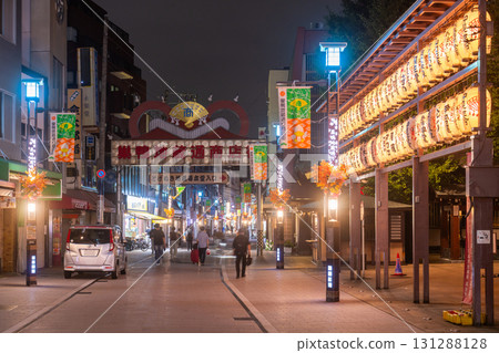 Tokyo: Night view of Sugamo Jizo-dori Shopping Street Tokyo: Night view of Sugamo Jizo-dori Shopping Street 131288128