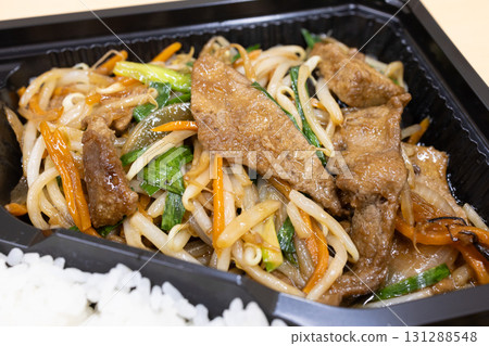 Delicious fried levanilla bento 131288548