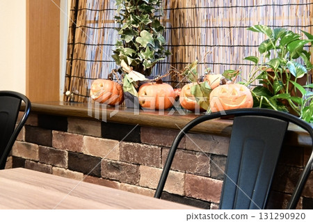 Halloween decoration 131290920