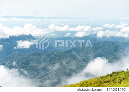 Morning Sea of Mist over the Mountains Morning Sea of Mist over the Mountains 131291962