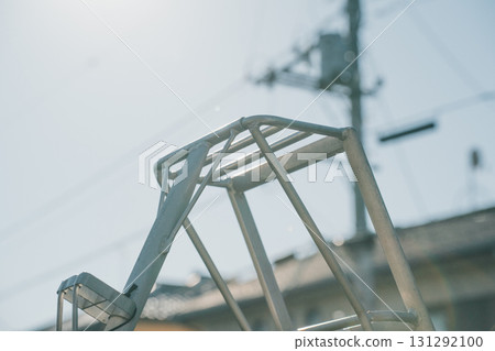 garden, master gardener, pruning 131292100