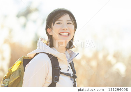 Woman to climb Woman to climb 131294098