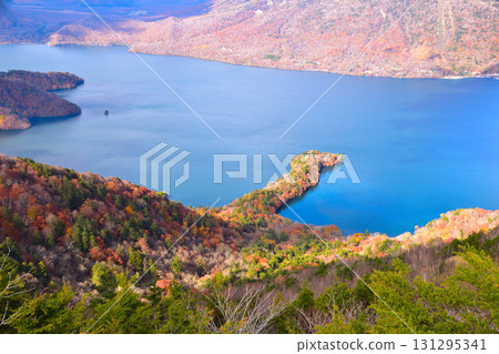 秋天的中禪寺湖八丁出島 秋天的中禪寺湖八丁出島 131295341