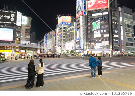 [東京] 5月新宿站週邊夜景 131295759