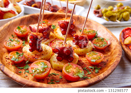 Galician Octopus a la Gallega tapas pinchos 131298577