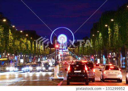 Champs Elysees avenue in Paris France Champs Elysees avenue in Paris France 131299952