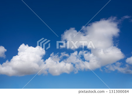 Blue sky summer white cumulus clouds 131300084