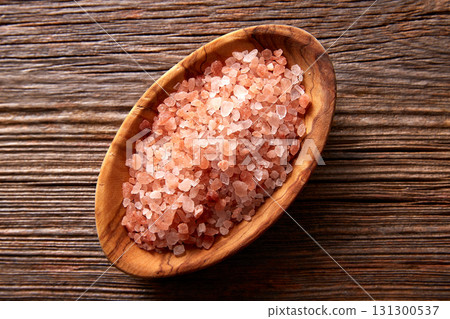 Pink Salt from the Himalayas mountains 131300537