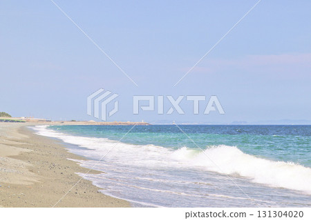 夏日的沙灘和潔白的海浪～從小弓木海灘眺望照崎～ 131304020