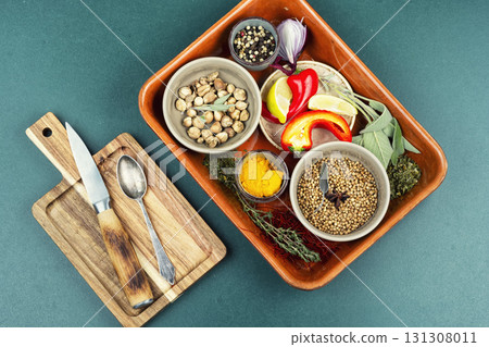 Assorted dried spices. Assorted dried spices. 131308011