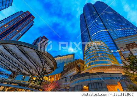 Tokyo, Minato Ward, Roppongi Hills evening view Tokyo, Minato Ward, Roppongi Hills evening view 131311905