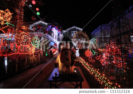 Gorgeous Christmas light decorations in San Carlos, California, USA 131312328