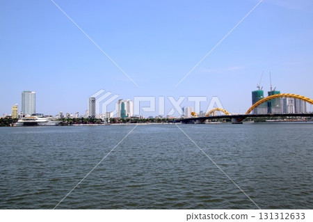 Dragon Bridge in Da Nang, Vietnam Dragon Bridge in Da Nang, Vietnam 131312633