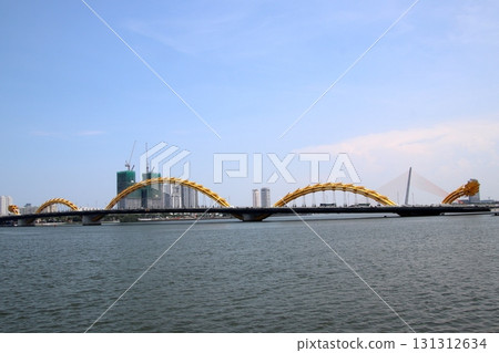 Dragon Bridge in Da Nang, Vietnam 131312634