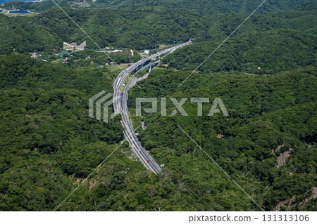 View of Futtsu-Tateyama Road E14 from the top of Mt. Kanaya in Chiba Prefecture View of Futtsu-Tateyama Road E14 from the top of Mt. Kanaya in Chiba Prefecture 131313106