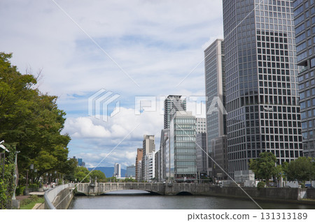 大阪中之島市風景 131313189