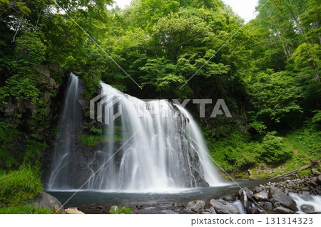 Sengataki Falls, Yamanashi Prefecture Sengataki Falls, Yamanashi Prefecture 131314323