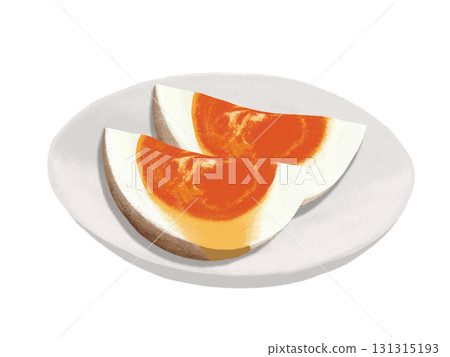 2 塊半熟蛋放在白色盤子上 131315193