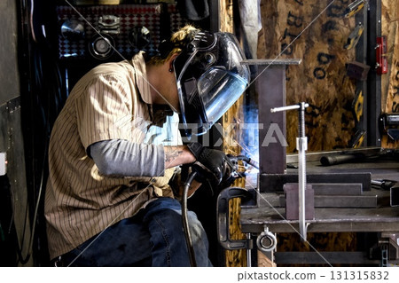 焊接的人 131315832