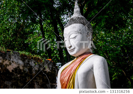 Wat Phra Si Rattana Mahathat temple Suphanburi 131316256