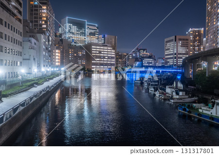 Night view of the Shibaura and Bay areas of Minato Ward, Tokyo 131317801