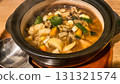 Stir-fried in a clay pot 131321574