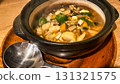 Stir-fried food made in a clay pot 131321575