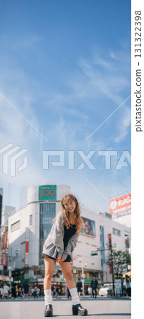 Young women in gal fashion: 80s and 90s street style 131322398