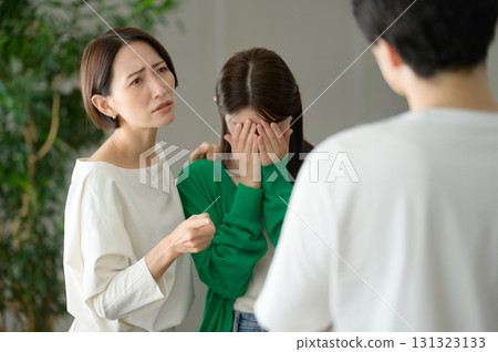 Troubles in relationships Troubles in relationships 131323133