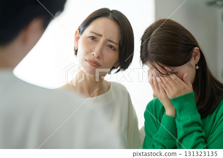 Troubles in relationships Troubles in relationships 131323135