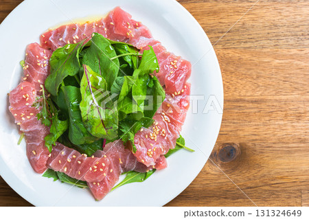 Tuna Carpaccio 131324649
