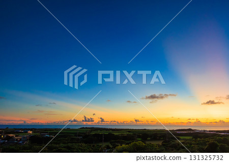 來間島的日落和海景 來間島的日落和海景 131325732