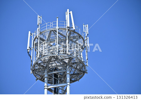 Communication image (radio tower: base station) 131326413